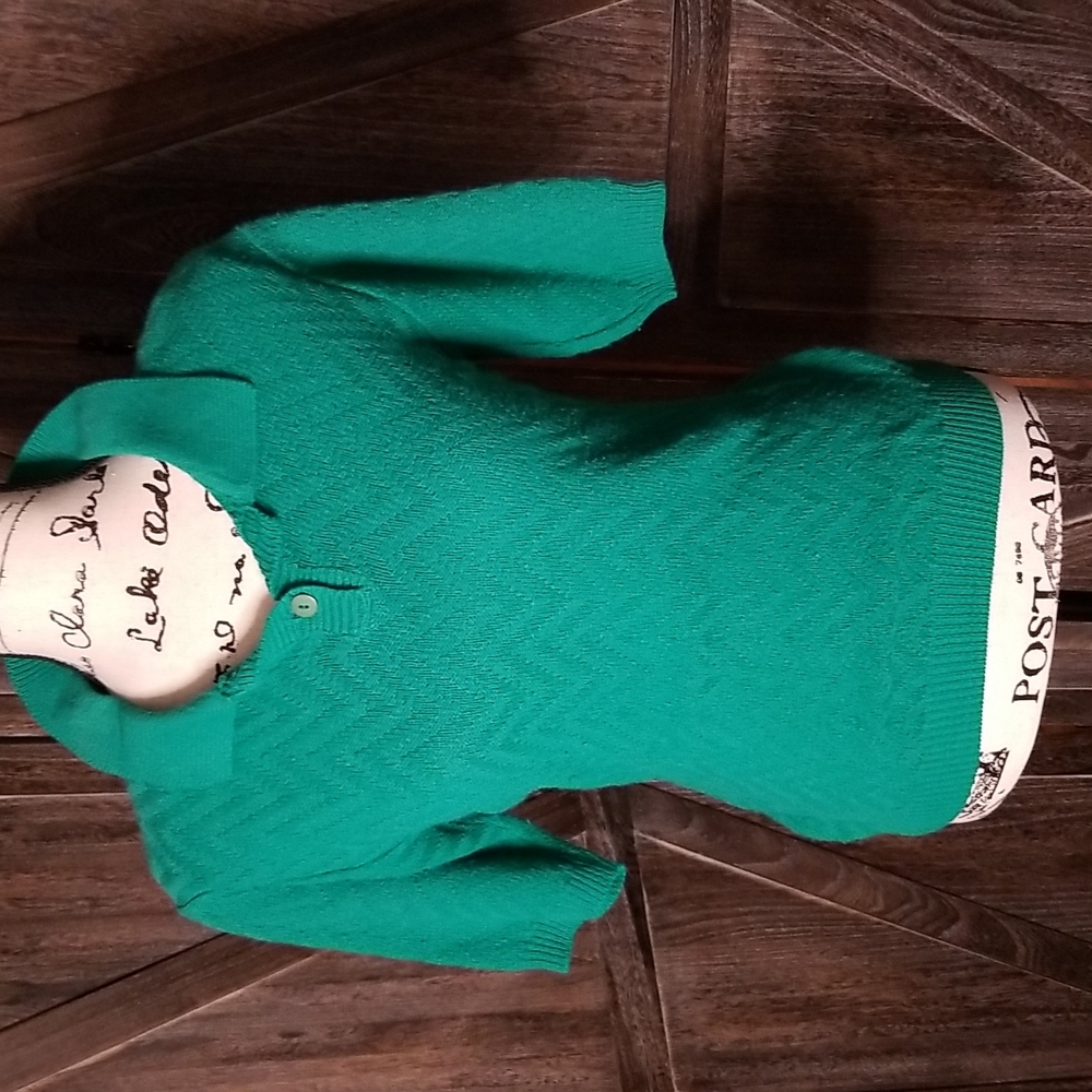 Vintage Cyan Collared Quarter Sleeve Sweater